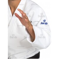 DAEDO - IJF Approved "Slim Fit" Judo Gi/Uniform - White - Size 3/160cm