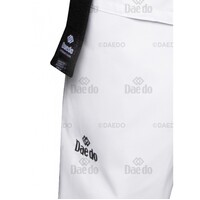 DAEDO - WT Approved Black V Ribbed Taekwondo Dobok - Size 000/110cm