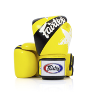 FAIRTEX - Nation Print Boxing Gloves (BGV1) - Red/12oz 