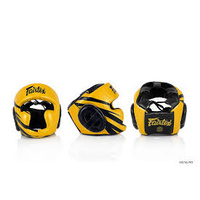 FAIRTEX - Diagonal Vision Sparring Headguard/Lace Up (HG16M2) - Medium