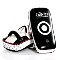 FAIRTEX - Standard Curved Thai Pads (KPLC2)