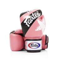 FAIRTEX - Nation Print Boxing Gloves (BGV1) - Red/12oz 