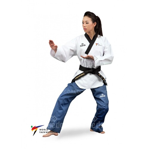 DAEDO - WT Approved Female "DAN" Poomsae Dobok - Size 2/150cm